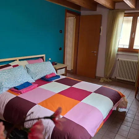 Blue Patch - Shared Home Brenzone sul Garda Room photo